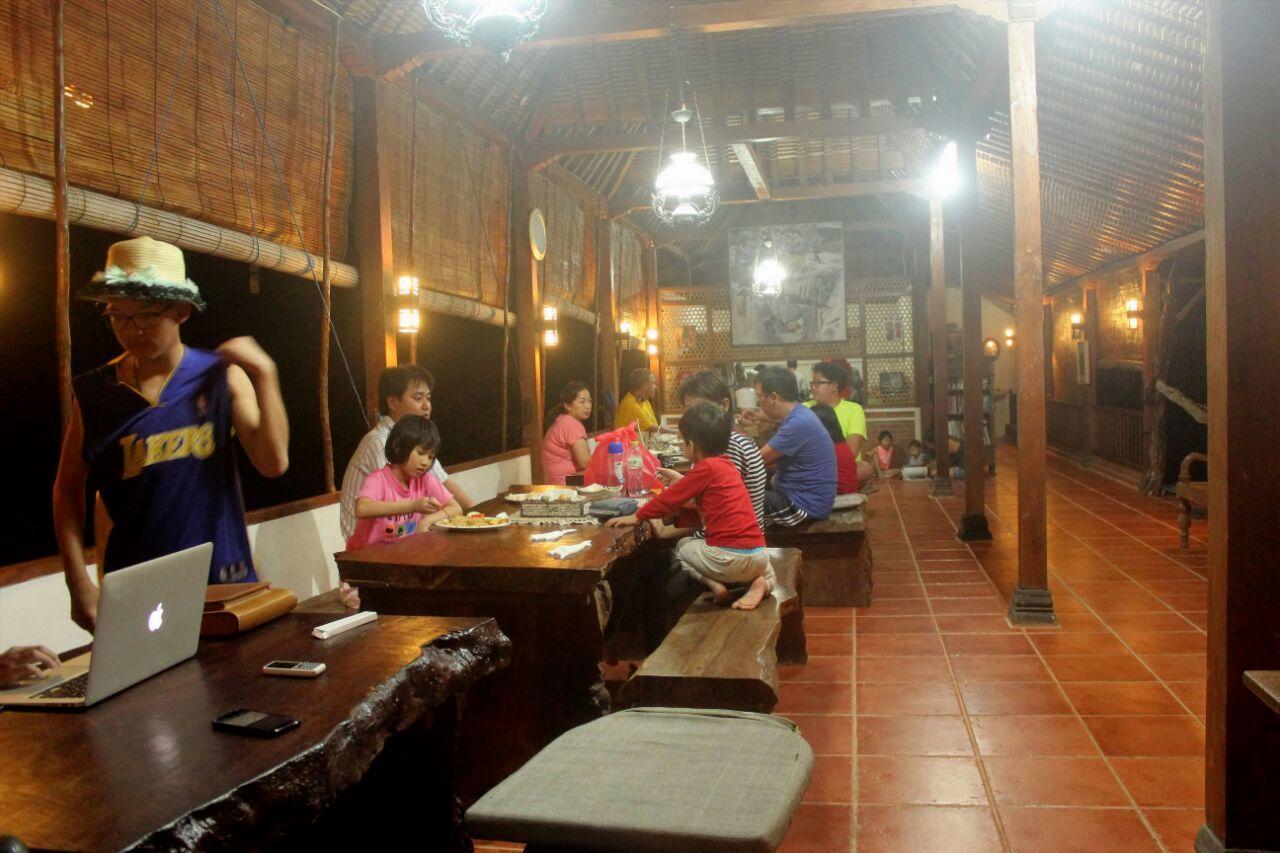 Ary'S Lagoon Bungalow & Hotel Karimunjawa Eksteriør bilde