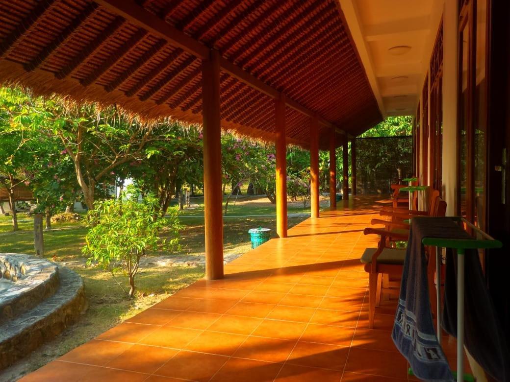 Ary'S Lagoon Bungalow & Hotel Karimunjawa Eksteriør bilde