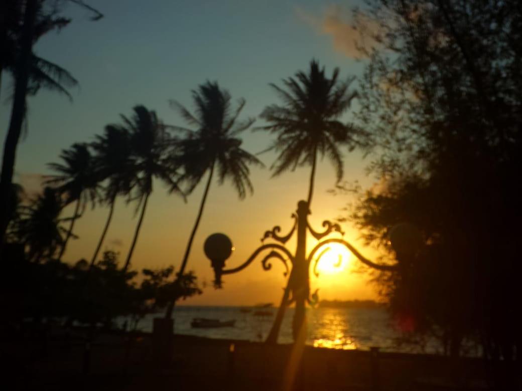 Ary'S Lagoon Bungalow & Hotel Karimunjawa Eksteriør bilde