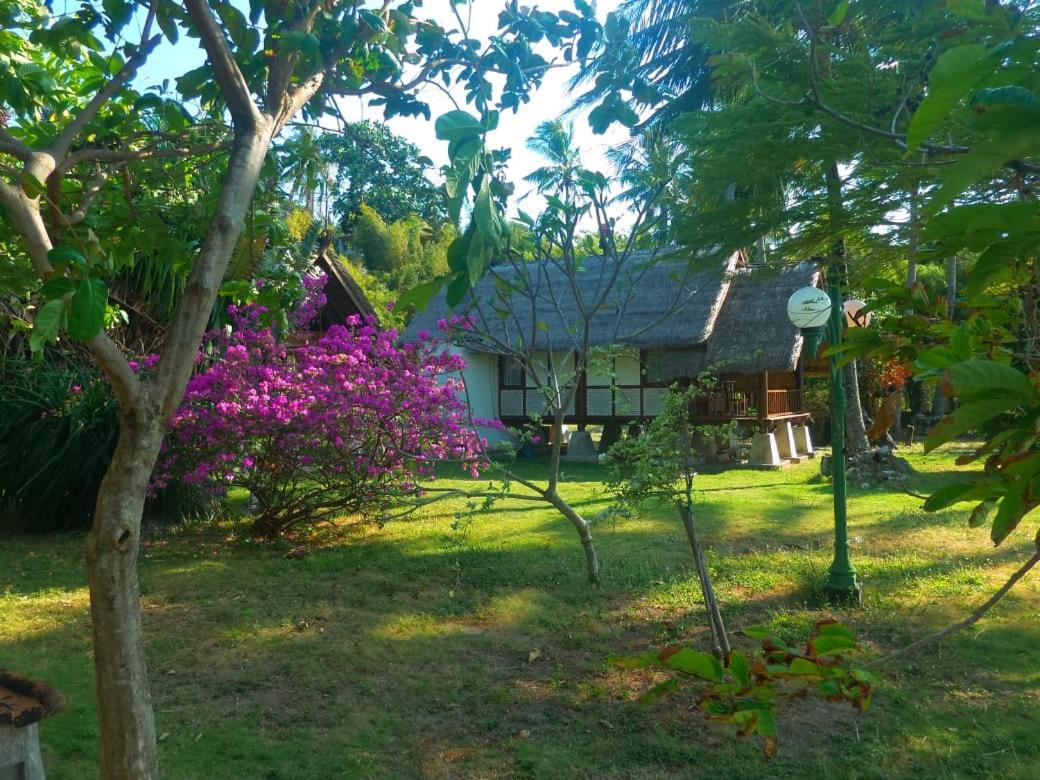 Ary'S Lagoon Bungalow & Hotel Karimunjawa Eksteriør bilde